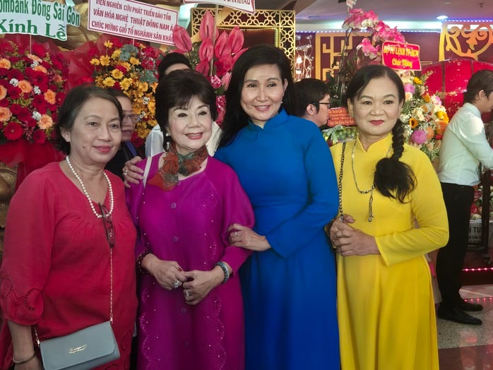 NSƯT Vũ Luân, NSƯT Tú Sương… dâng hương Tổ nghề- Ảnh 13.
