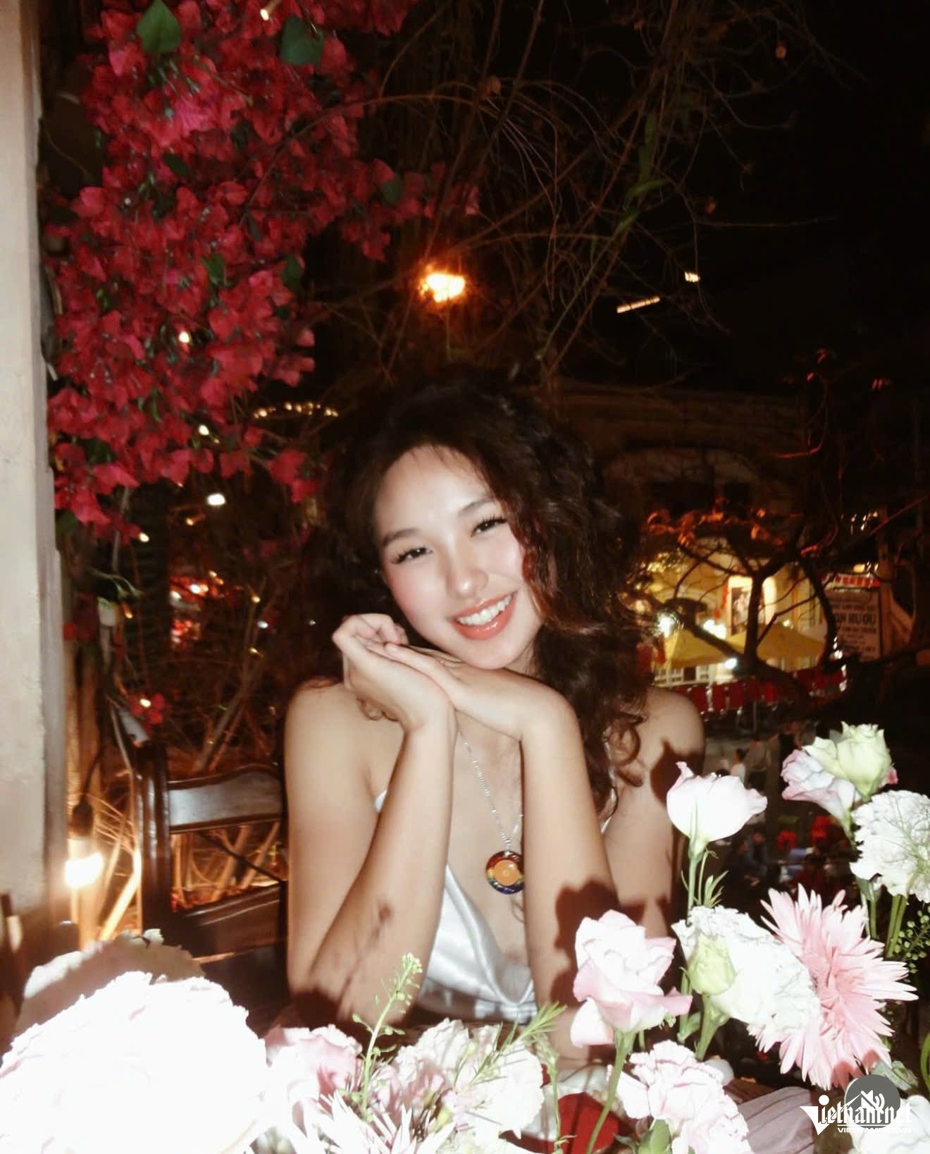 W-hue anh kim hue 1.jpg