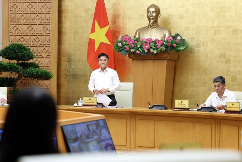 Phó Thủ tướng Lê Thành Long: Cố gắng để việc tuân thủ pháp luật trở thành tự thân- Ảnh 8.