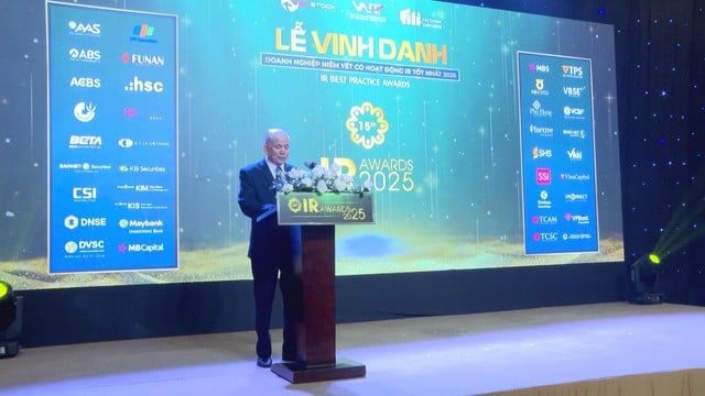 Lễ vinh danh IR Awards lần thứ 15: Ghi nhận 15 năm đồng hành cùng thị trường chứng khoán Việt Nam - Ảnh 1.
