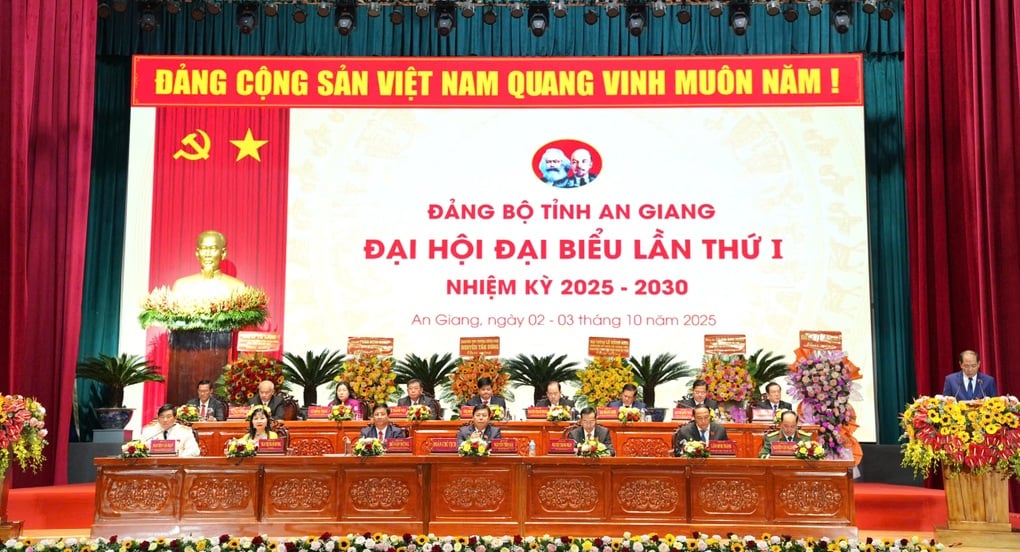 Đại tướng Phan Văn Giang dự khai mạc Đại hội Đảng bộ tỉnh An Giang lần I - 3