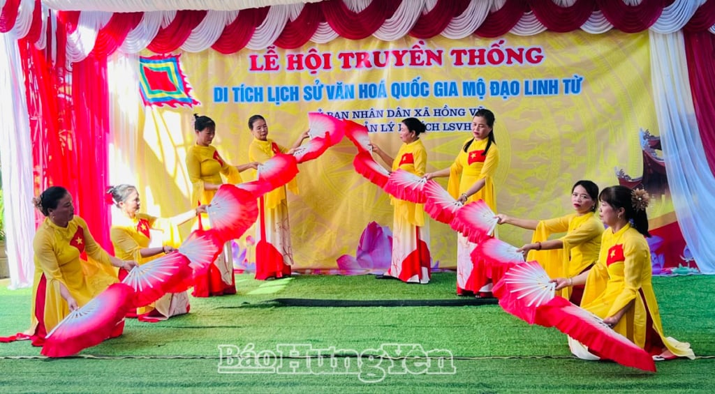 ការសម្តែងសិល្បៈក្នុងពិធីបុណ្យ។