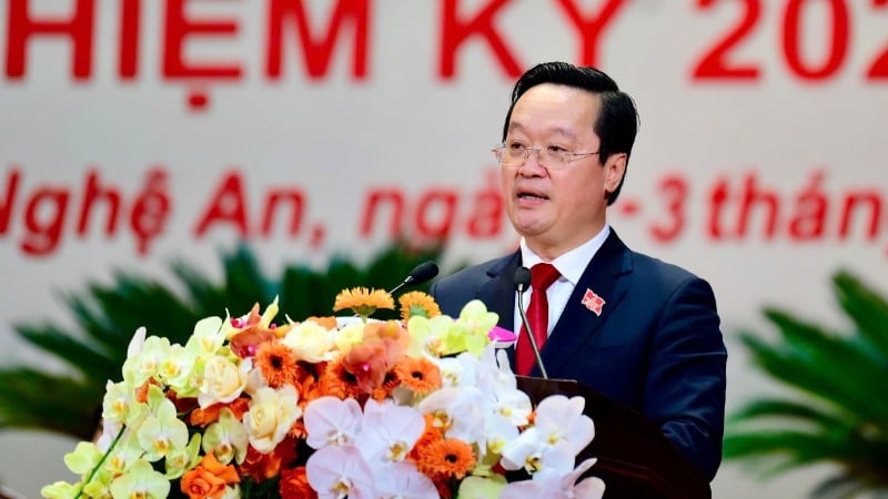 Nghe An Provincial Party Secretary Nguyen Duc Trung delivered the opening speech at the Congress.