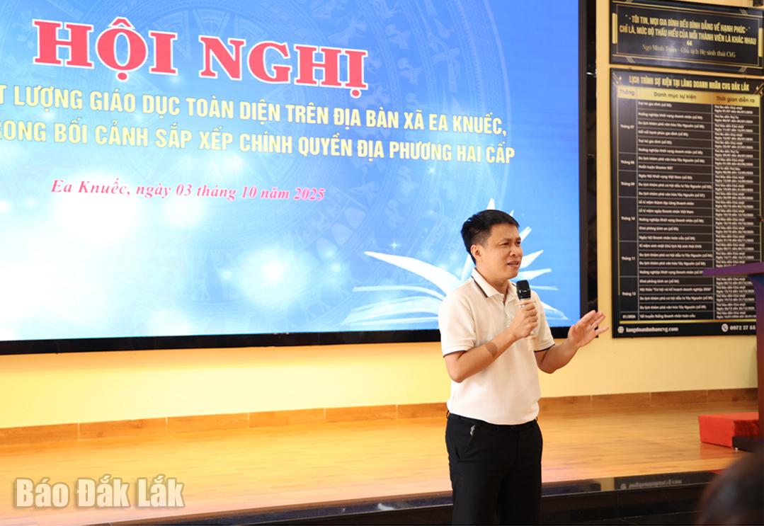 ຜູ້​ບັນທຶກ​ຄວາມ​ຊົງ​ຈຳ Duong Anh Vu ແບ່ງປັນ​ກ່ຽວ​ກັບ​ການ​ຊຸກຍູ້​ບັນດາ​ການ​ເຄື່ອນ​ໄຫວ​ຄົ້ນ​ຄ້ວາ​ວິທະຍາສາດ​ໂດຍ​ຜ່ານ​ການ​ຈັດ​ຕັ້ງ​ການ​ແຂ່ງຂັນ​ຄົ້ນຄວ້າ​ວິທະຍາສາດ​ເຕັກນິກ.
