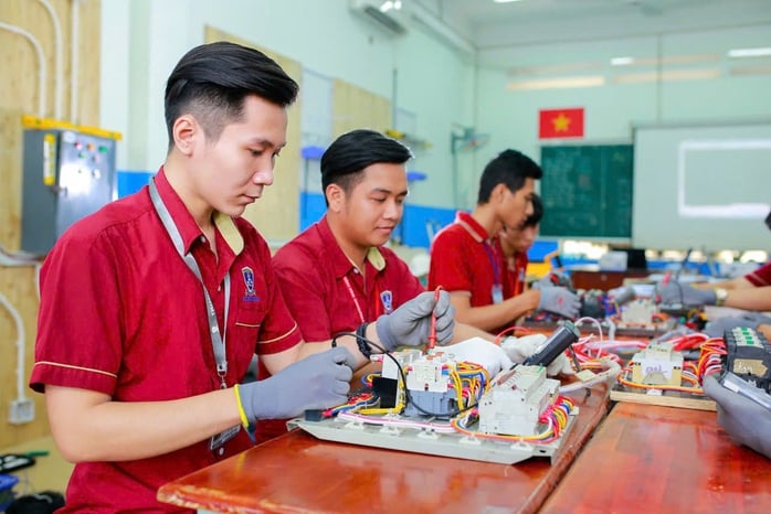 Sắp xếp lại hệ thống đại học là tất yếu (*): 