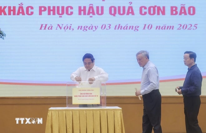 ttxvn-thu-tuong-ung-ho-bao-lu-2.jpg