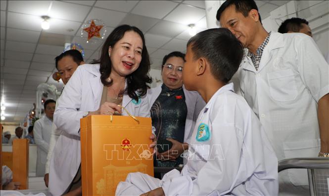 ចំណងជើងរូបថត