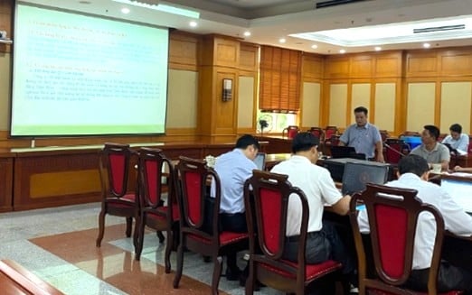 Nghiên cứu hoàn thiện thiết kế, công nghệ chế tạo và ứng dụng hệ thống tời thuỷ lực để đóng mở cửa van các công trình thuỷ điện, thuỷ lợi - Ảnh 1.