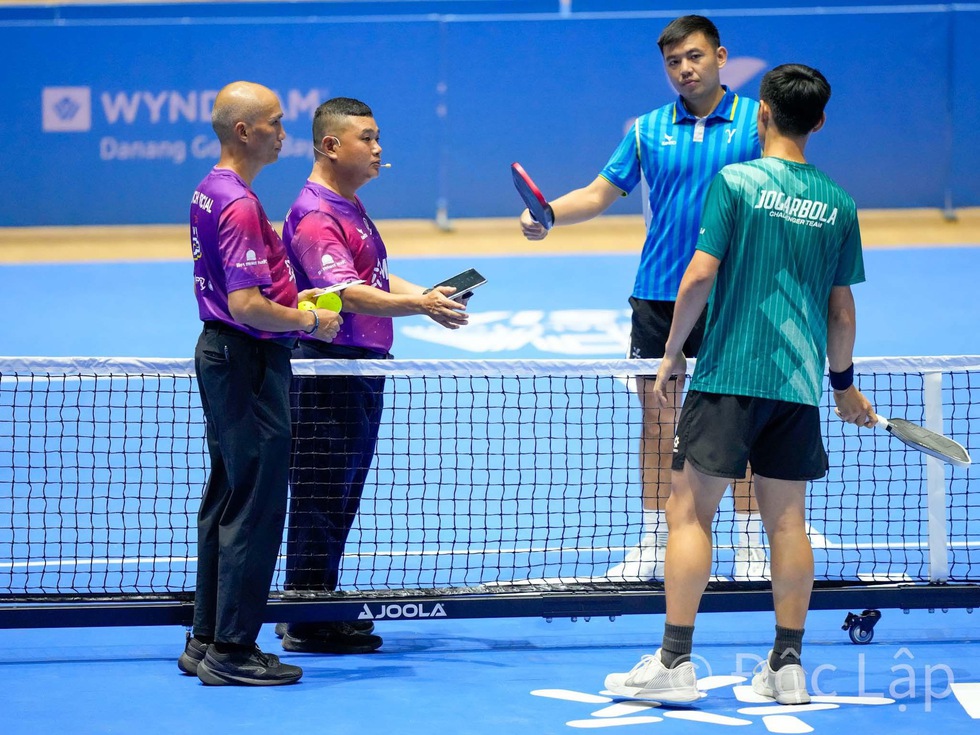 Trương Vinh Hiển ngược dòng đánh bại Lý Hoàng Nam: Nổ ra tranh cãi gay gắt!- Ảnh 3.