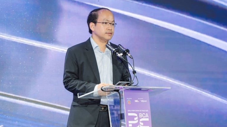 huy-1-2215.jpg