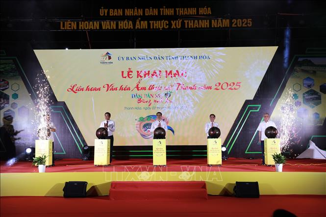 Liên hoan văn hóa ẩm thực xứ Thanh 'Đậm bản sắc, bùng tinh hoa' - Ảnh 1.