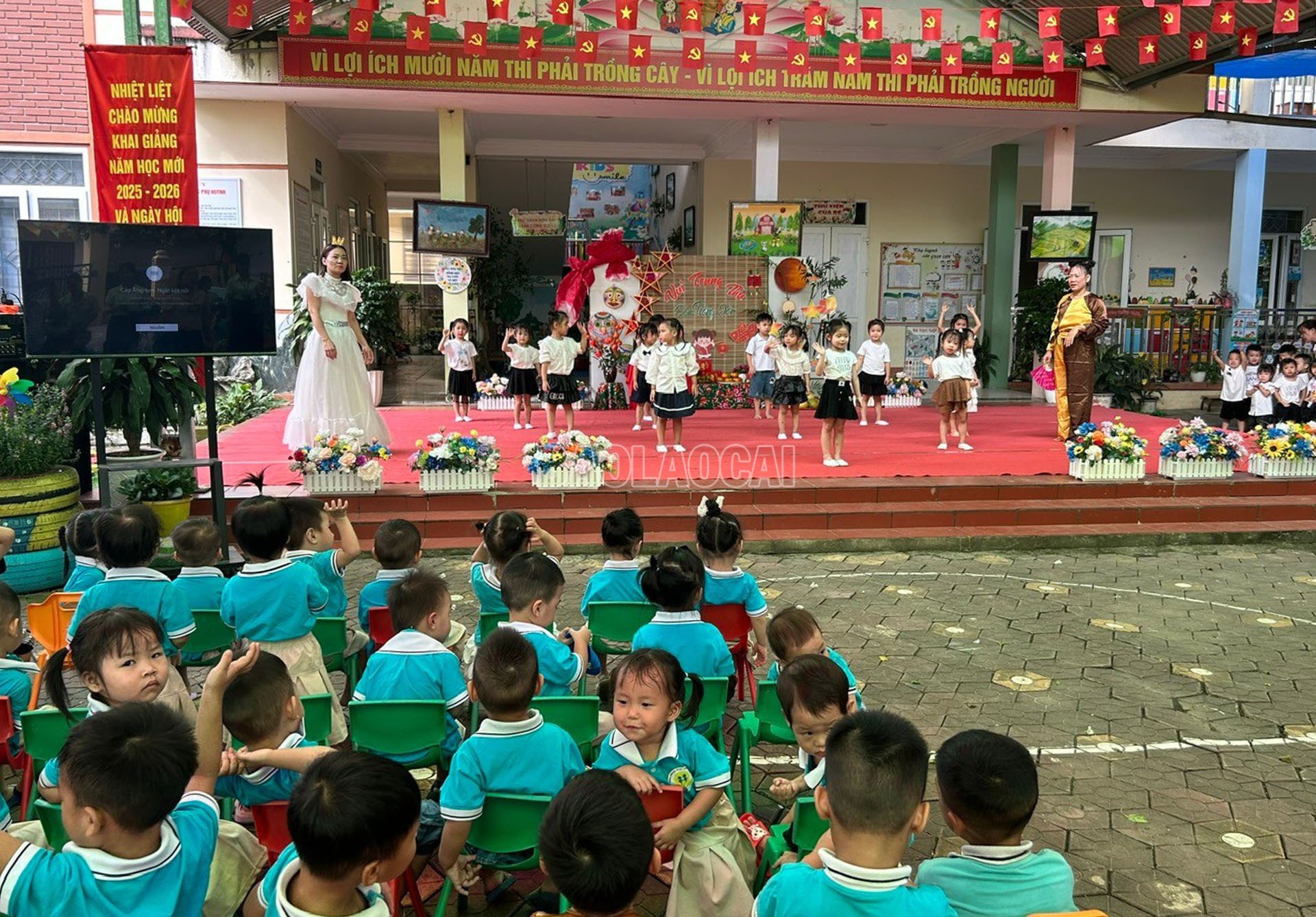 baolaocai-c_3-10-trungthu-aulau.jpg