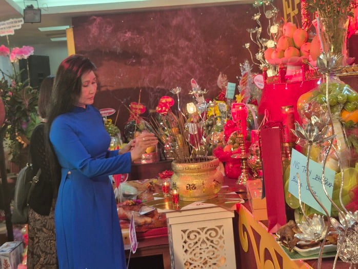 NSƯT Vũ Luân, NSƯT Tú Sương… dâng hương Tổ nghề- Ảnh 26.