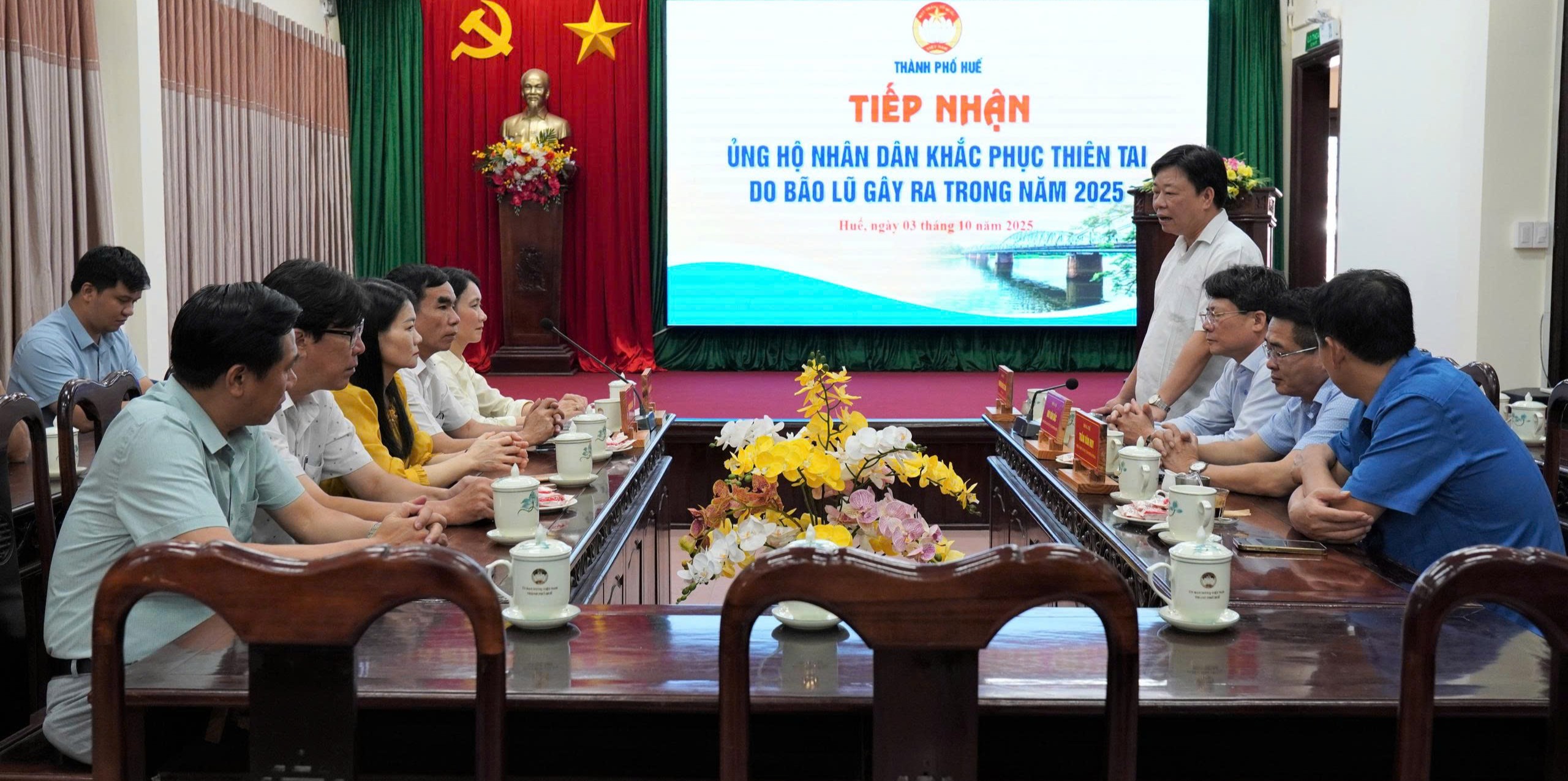 TP. Hải Phòng hỗ trợ TP. Huế 3 tỷ đồng khắc phục hậu quả thiên tai