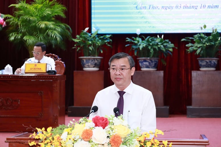 Ông Trương Cảnh Tuyên được bầu giữ chức vụ Chủ tịch UBND TP Cần Thơ- Ảnh 2.