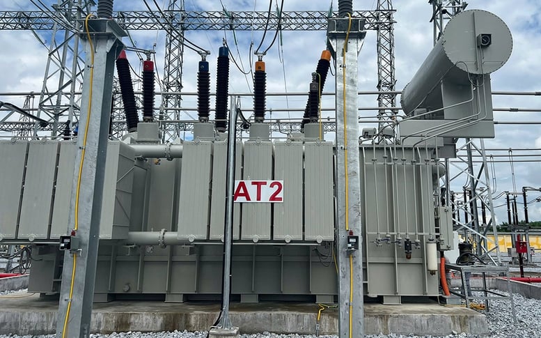 EVNNPT nâng công suất trạm biến áp 220 kV Tương Dương lên gấp đôi- Ảnh 1.