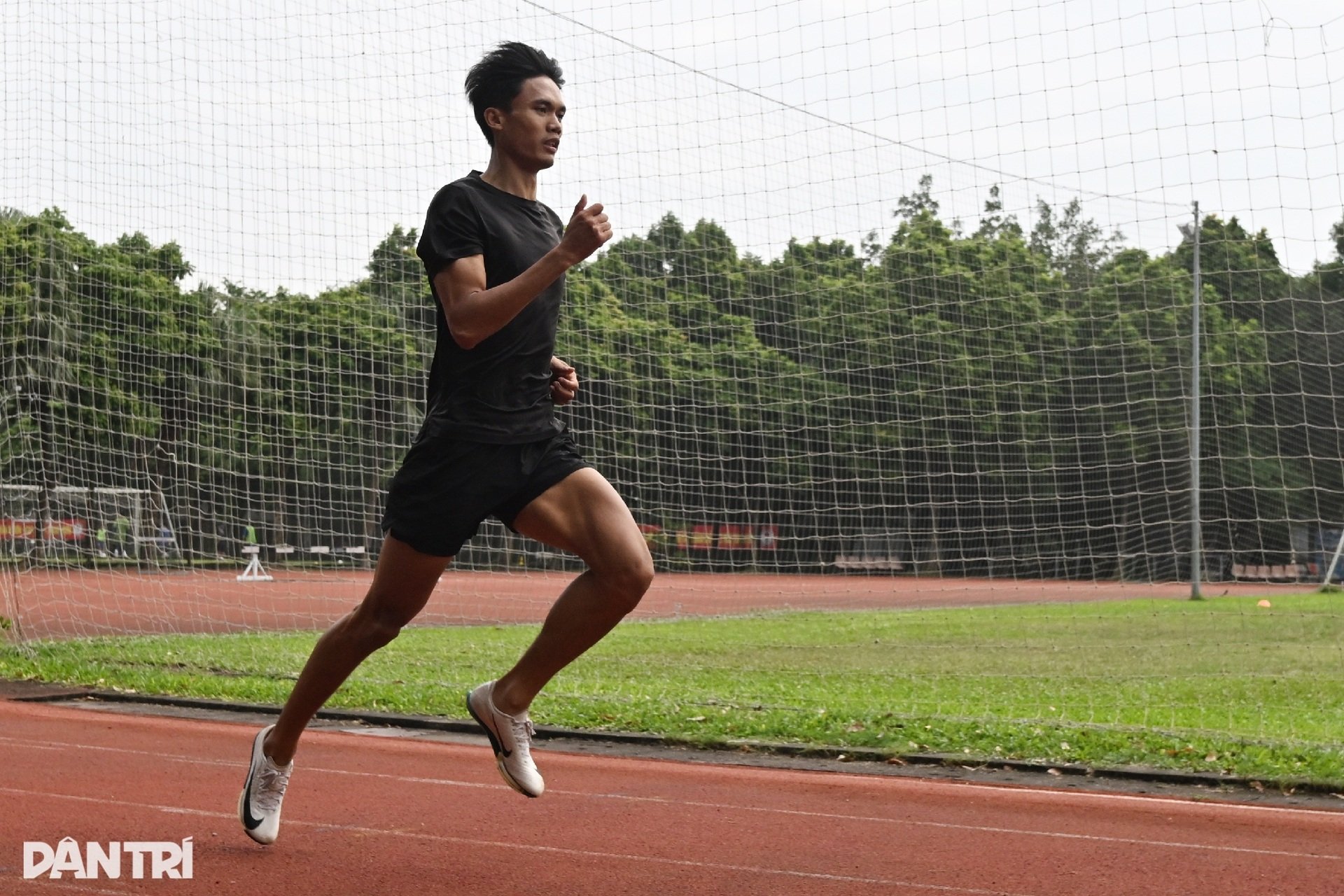 Những bước chân vượt rào bền bỉ hướng về vinh quang SEA Games 33 - 4