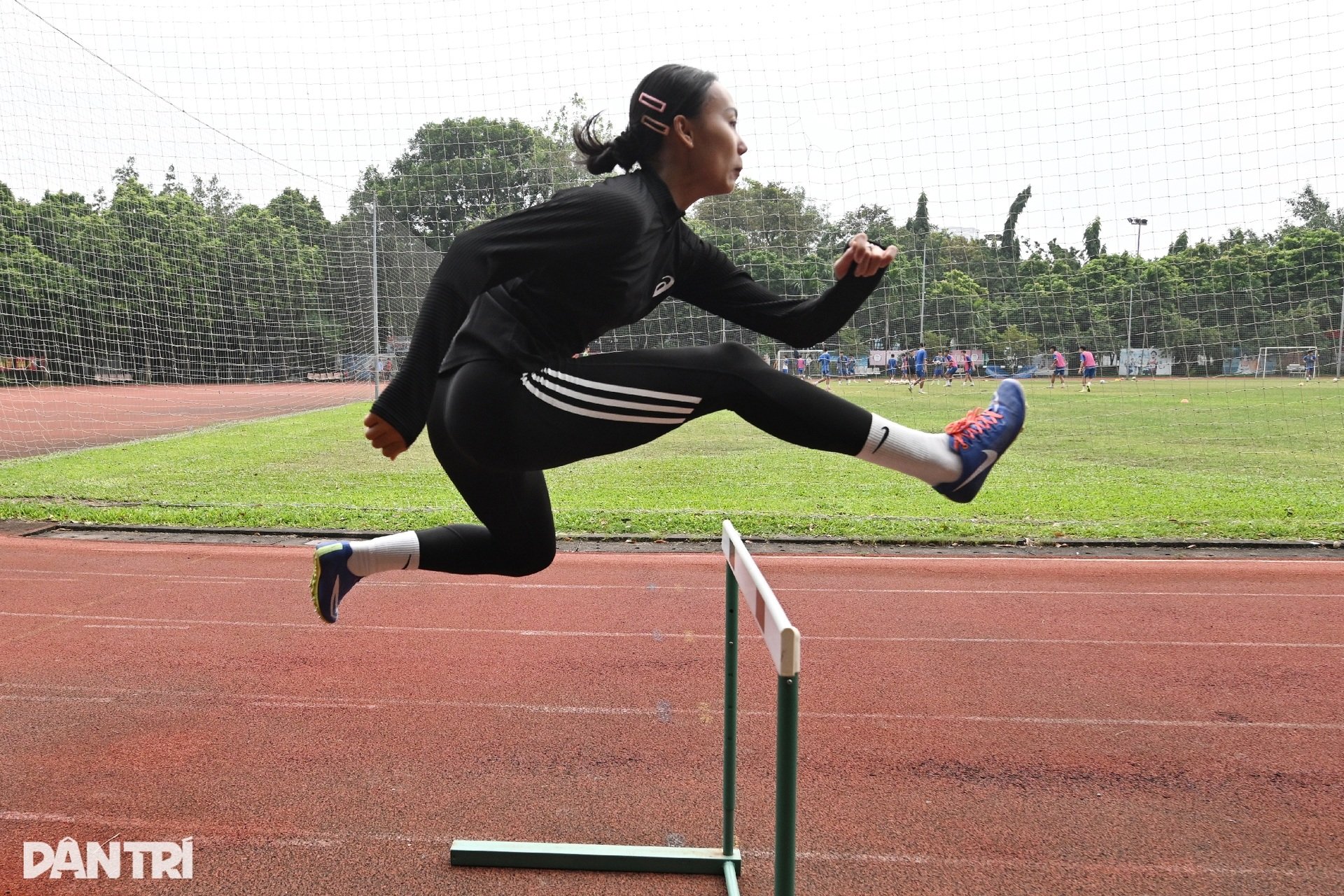 Những bước chân vượt rào bền bỉ hướng về vinh quang SEA Games 33 - 11