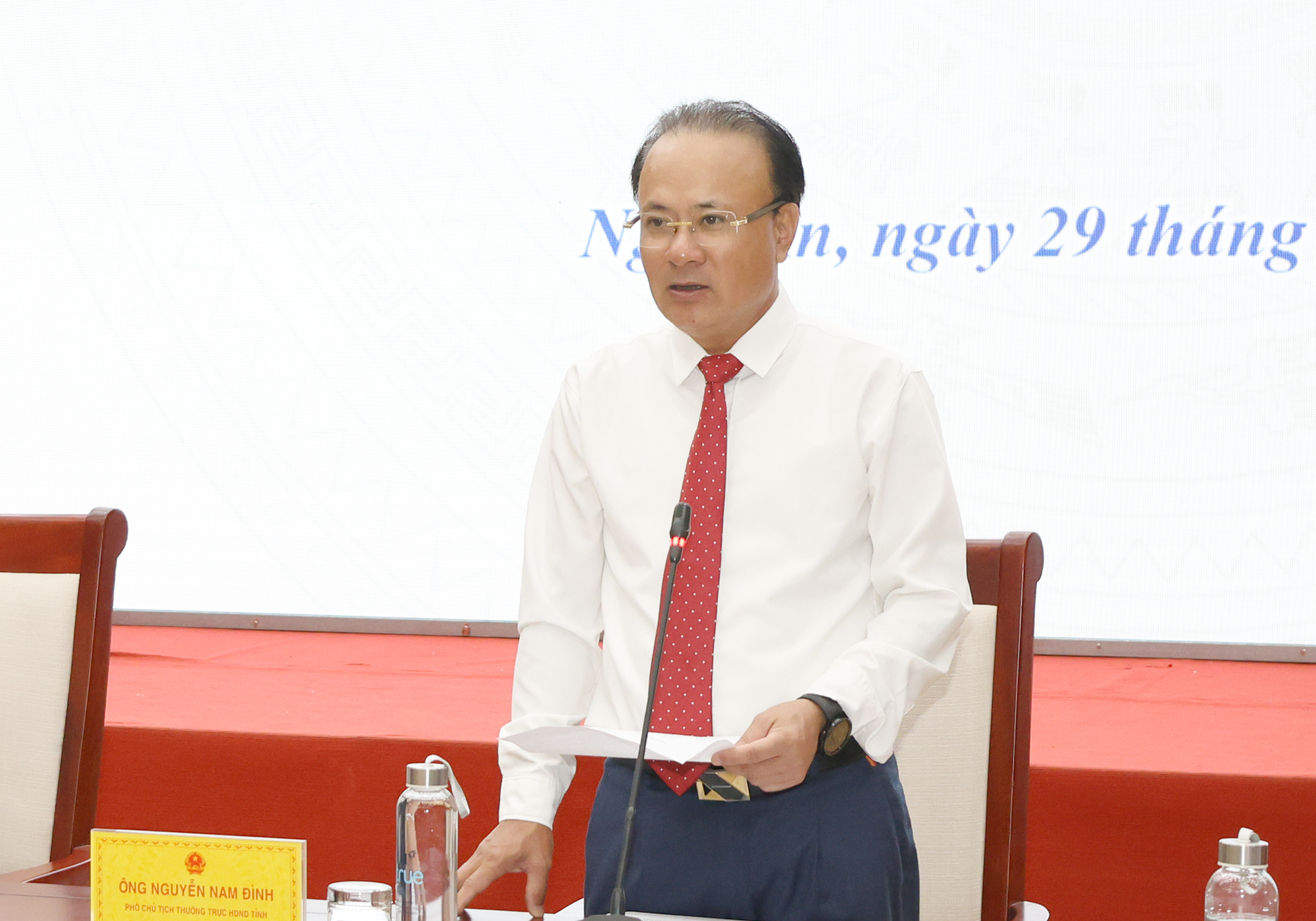 ภาษาอังกฤษ: ข่าว