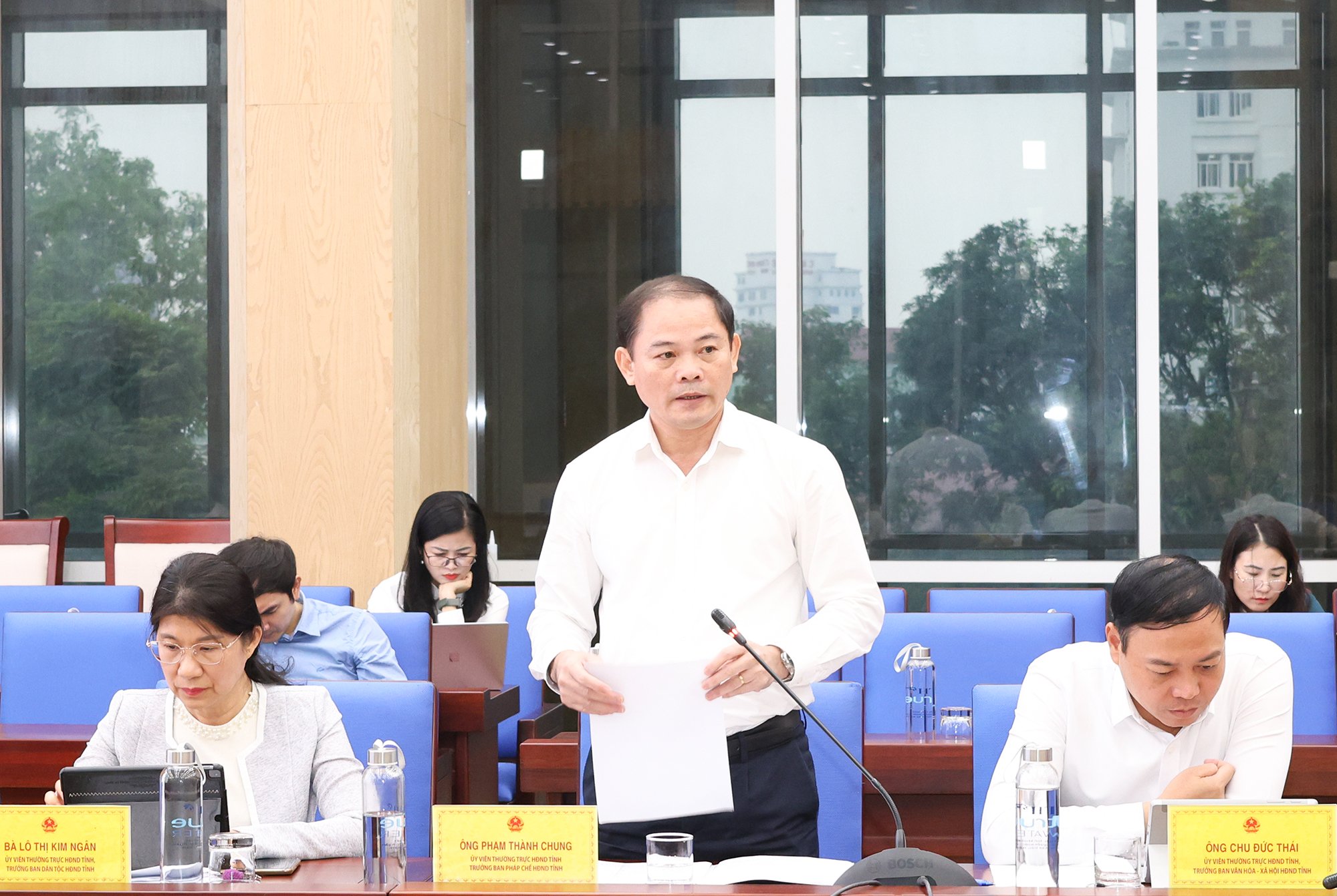 ภาษาอังกฤษ: ข่าว