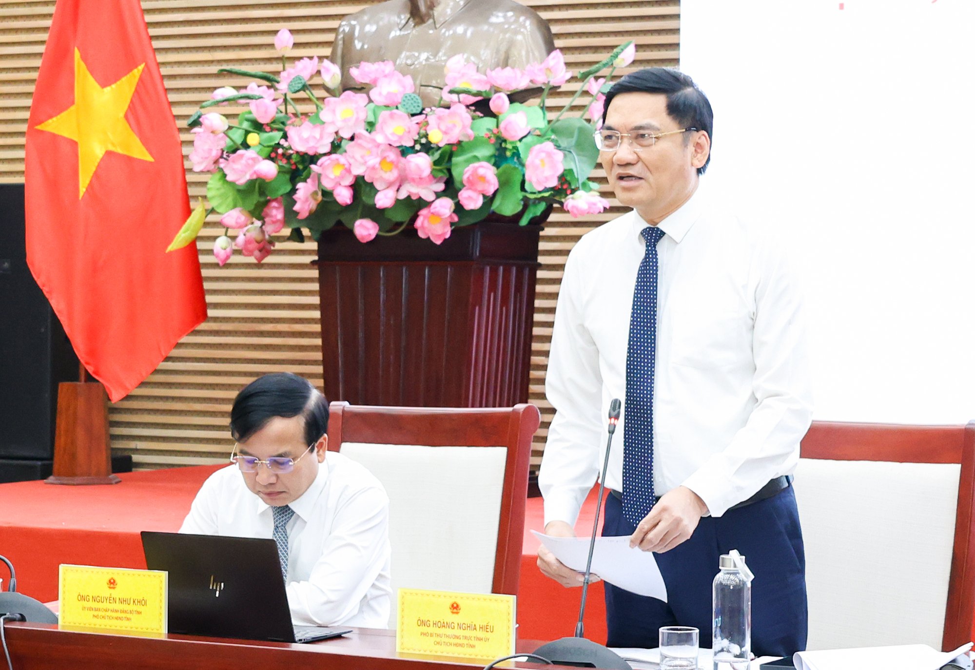 ภาษาอังกฤษ: ข่าว