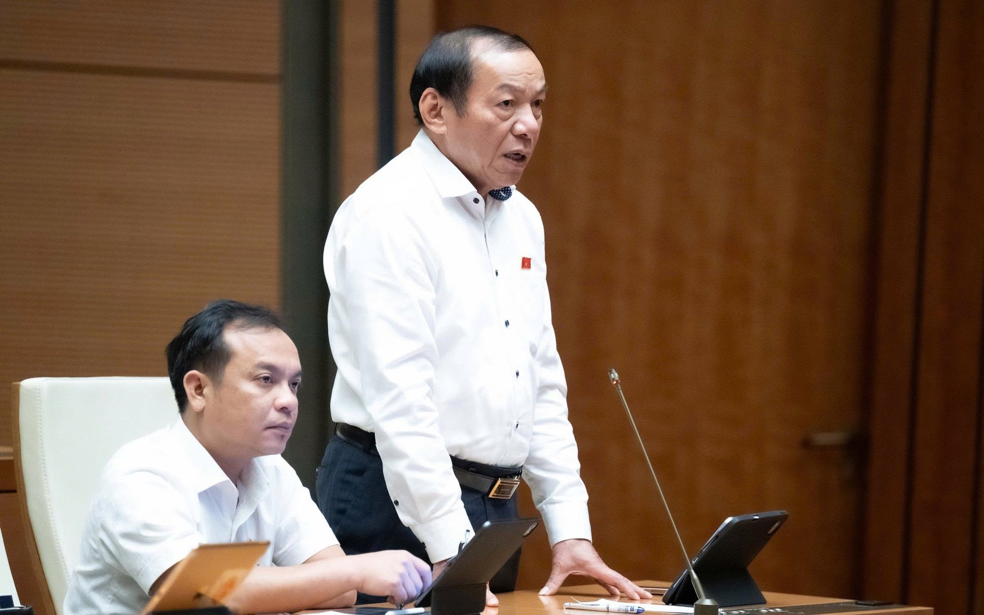 រដ្ឋមន្ត្រី Nguyen Van Hung៖ វប្បធម៌មានផលប៉ះពាល់យ៉ាងធំធេង ហើយតែងតែភ្ជាប់ទំនាក់ទំនងយ៉ាងជិតស្និទ្ធជាមួយការអភិវឌ្ឍន៍ទេសចរណ៍។