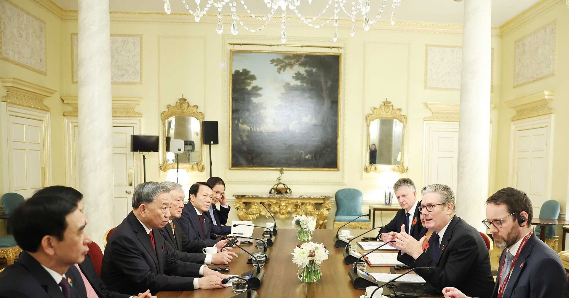 Tuyên bố chung về nâng cấp quan hệ Việt Nam - Anh lên Đối tác chiến lược toàn diện