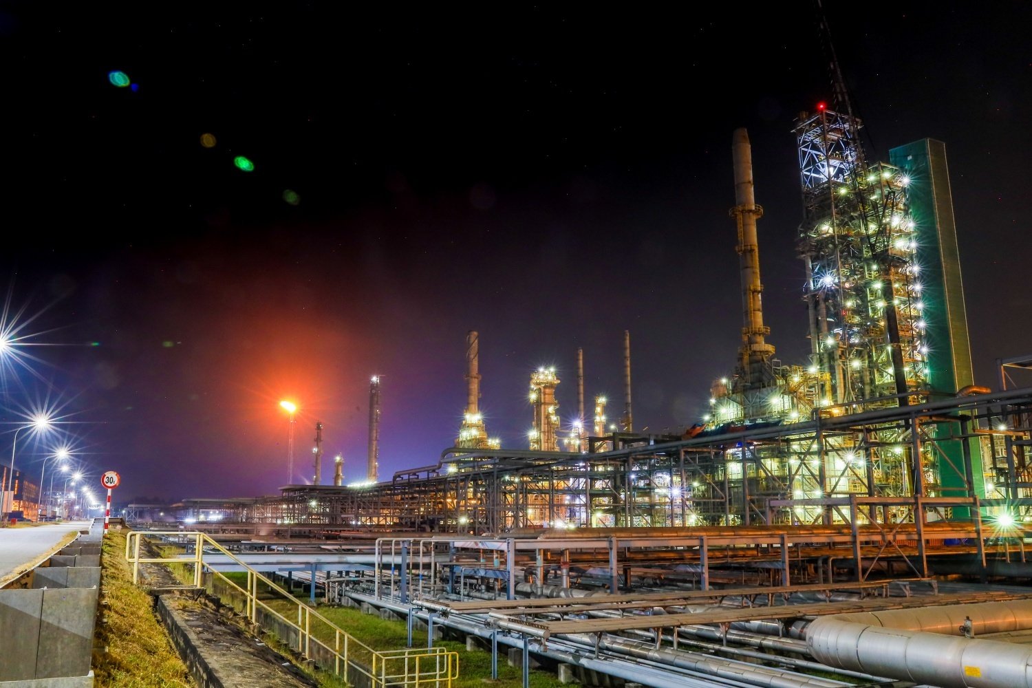 국방용 특수연료 생산 성공한 중꾜정유공장