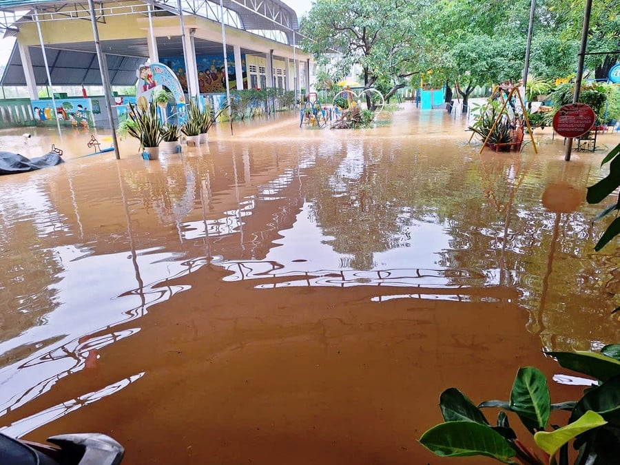 ໂຮງຮຽນຕ້ອງກວດກາຄືນ ແລະ ເສີມສ້າງສິ່ງອໍານວຍຄວາມສະດວກຂອງເຂົາເຈົ້າ ແລະ ຢູ່ໃນໜ້າທີ່ໃນໄລຍະນີ້ ເພື່ອຕອບສະໜອງຢ່າງຕັ້ງໜ້າ. ເມື່ອດິນຟ້າອາກາດສະຖຽນລະພາບ, ໂຮງຮຽນຕ້ອງເຮັດໃຫ້ສູນເສຍການຮຽນ. 5.jpg