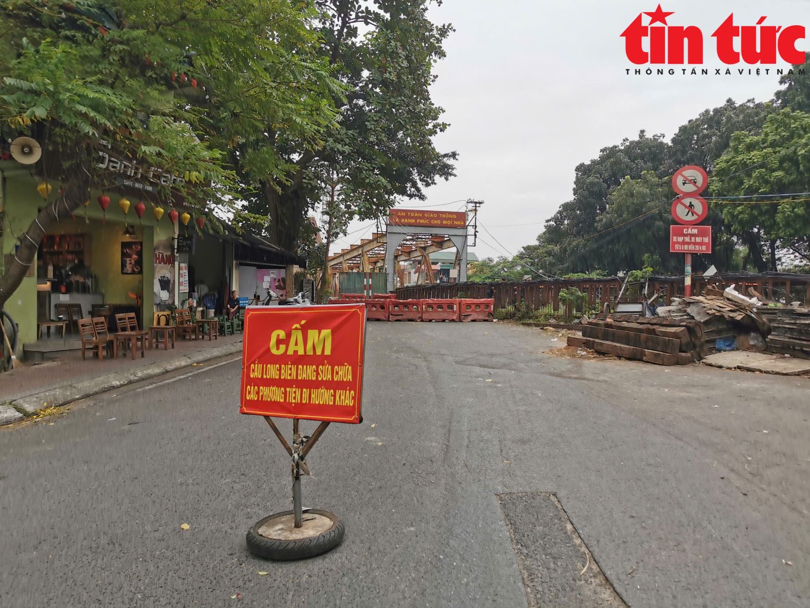 ចំណងជើងរូបថត