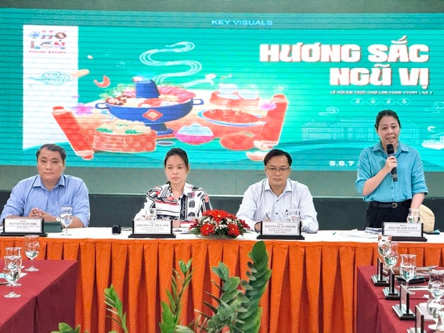 Hàng trăm món ngon Việt - Hoa hội tụ tại lễ hội ẩm thực Chợ Lớn - Ảnh 1.