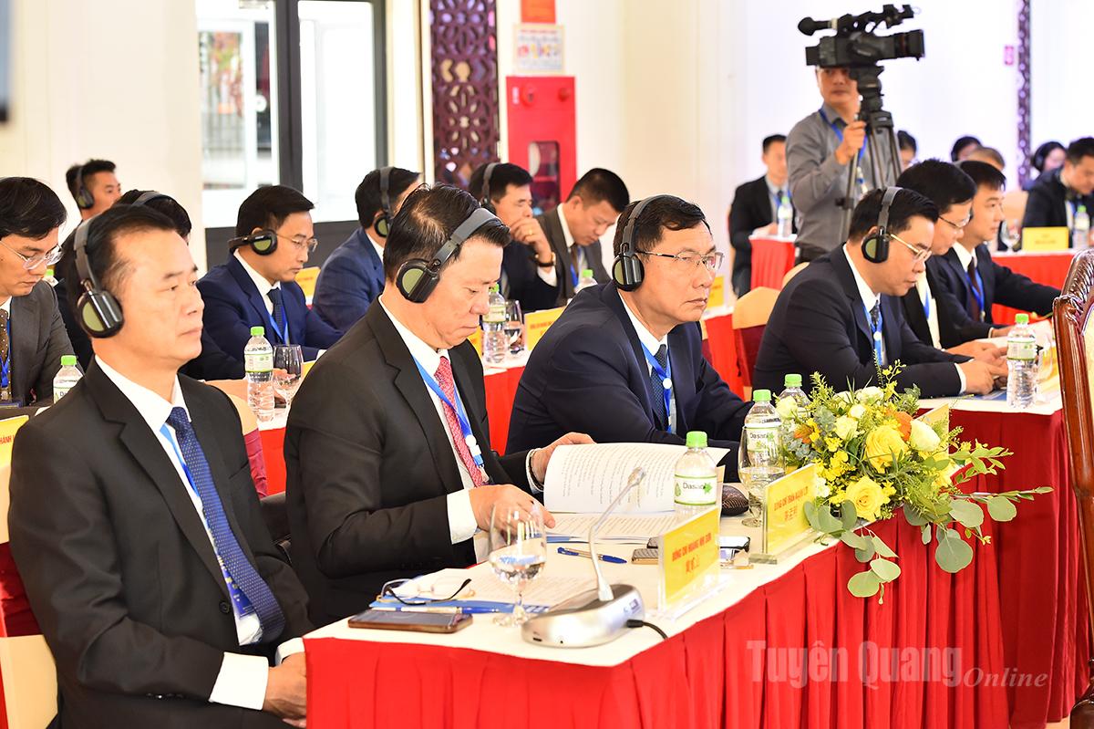 प्रांतीय स्थायी समिति के सदस्यों ने सम्मेलन में भाग लिया।