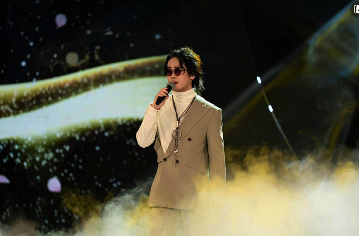 האלוף טאנה ת'וי שואף לתדמית של אמן רב-כישרונות - תמונה 3. Quán quân Thanh Thụy hướng tới hình ảnh nghệ sĩ đa năng- Ảnh 3.