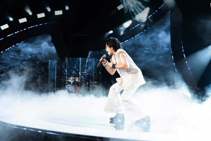 האלוף טאנה ת'וי שואף לתדמית של אמן רב-כישרונות - תמונה 5. Quán quân Thanh Thụy hướng tới hình ảnh nghệ sĩ đa năng- Ảnh 5.