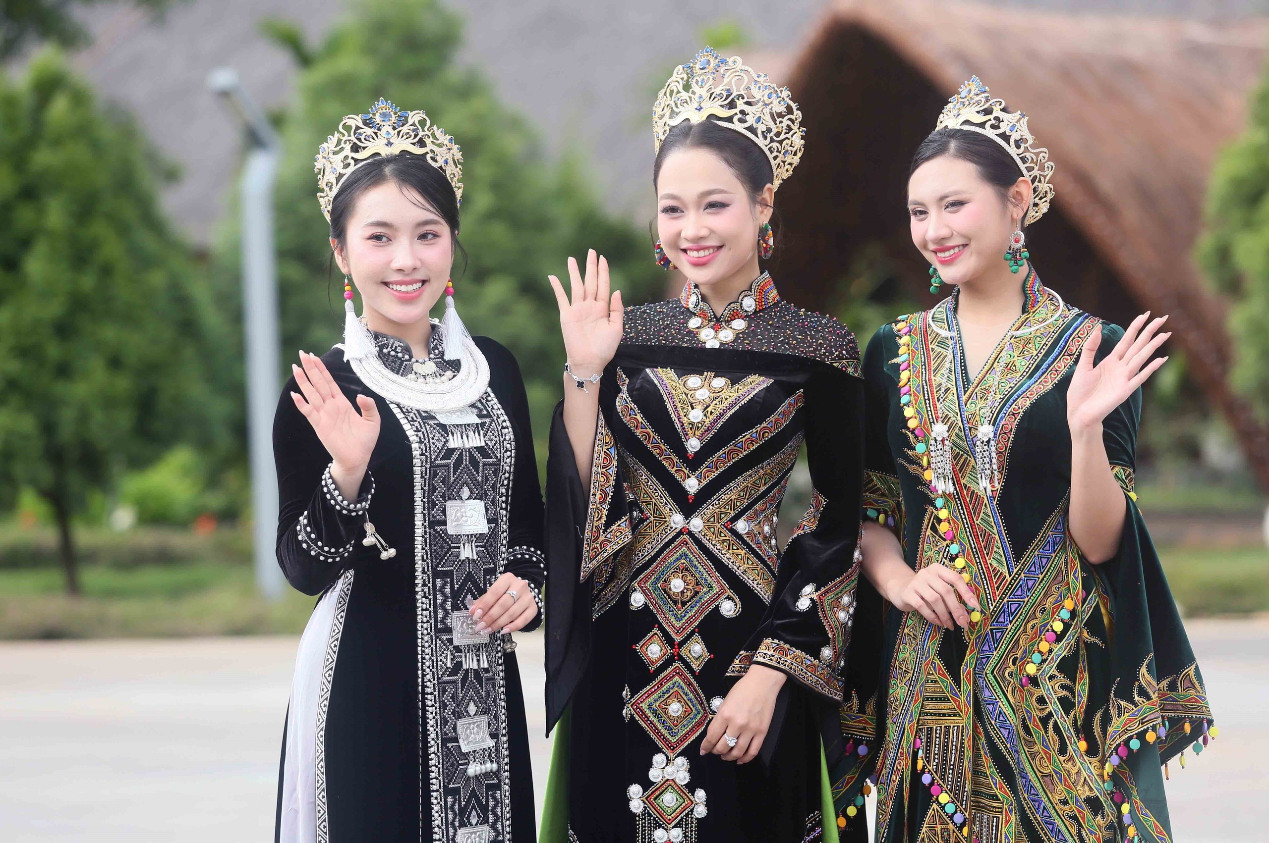 Finále soutěže Miss Vietnam Ethnic Tourism