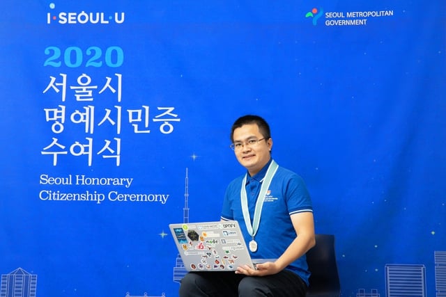 Im Zeitalter der KI wird Englisch zur Zweitsprache: Worauf müssen sich Lehrer vorbereiten? - Foto 2. Thời AI, tiếng Anh thành ngôn ngữ thứ hai: Giáo viên cần chuẩn bị gì?- Ảnh 2.