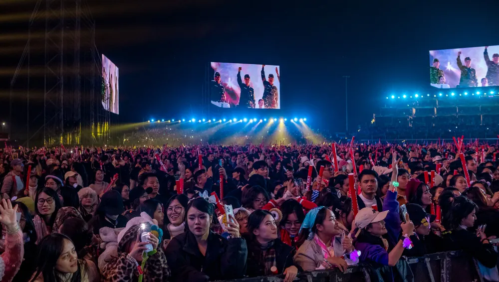 Sökandet efter boende ökar med vågen av konserter