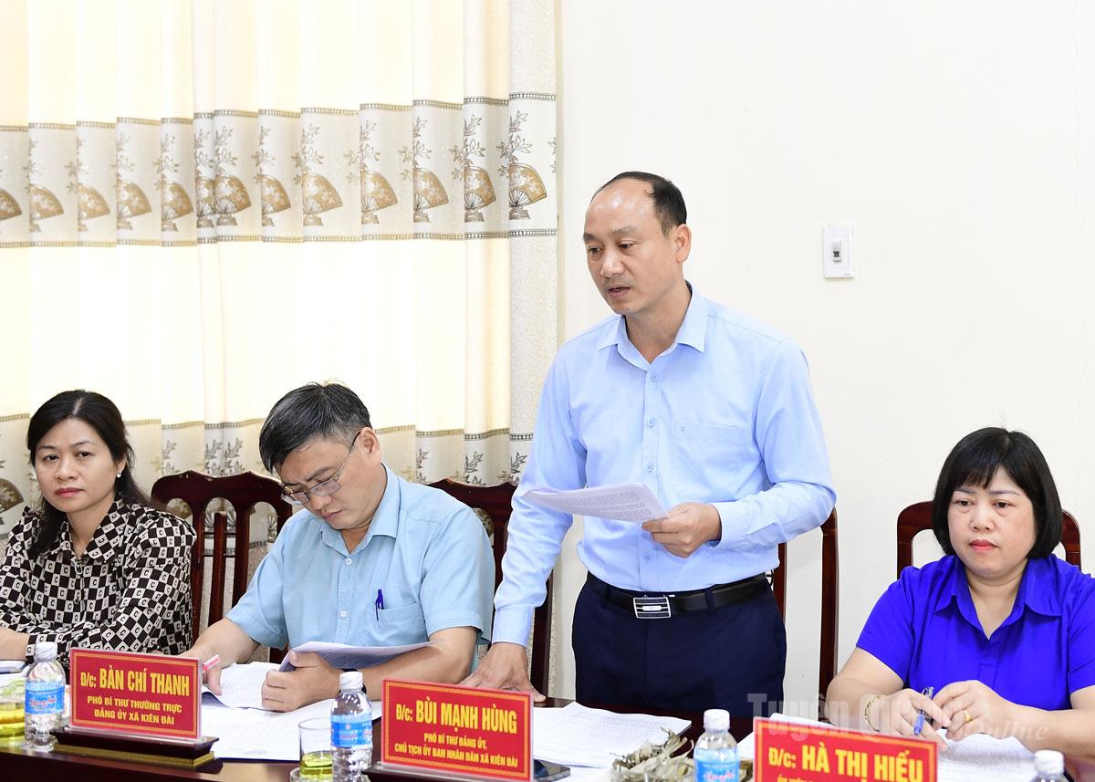 ថ្នាក់ដឹកនាំឃុំកៀនដាយ បានរាយការណ៍អំពីលទ្ធផលនៃការអនុវត្តការងារនយោបាយ និងការអភិវឌ្ឍសេដ្ឋកិច្ចសង្គមនៅតំបន់ជូនគណៈប្រតិភូត្រួតពិនិត្យ។