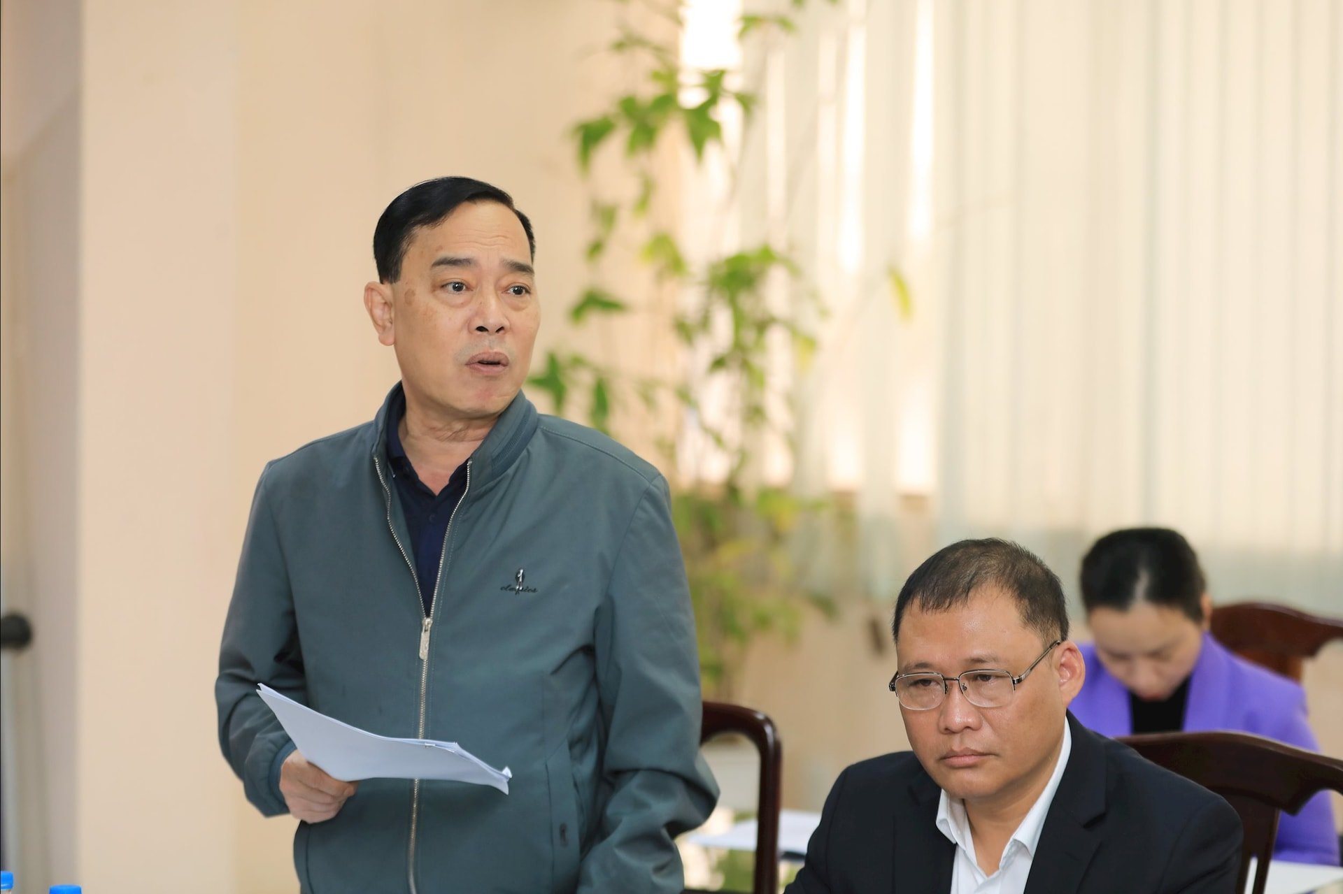 និពន្ធនាយកនៃកាសែត Lam Dong វិទ្យុ និងទូរទស្សន៍ Le Huy Toan មានការអត់ធ្មត់ចំពោះដំណើរការយឺតរបស់គម្រោងនេះ។