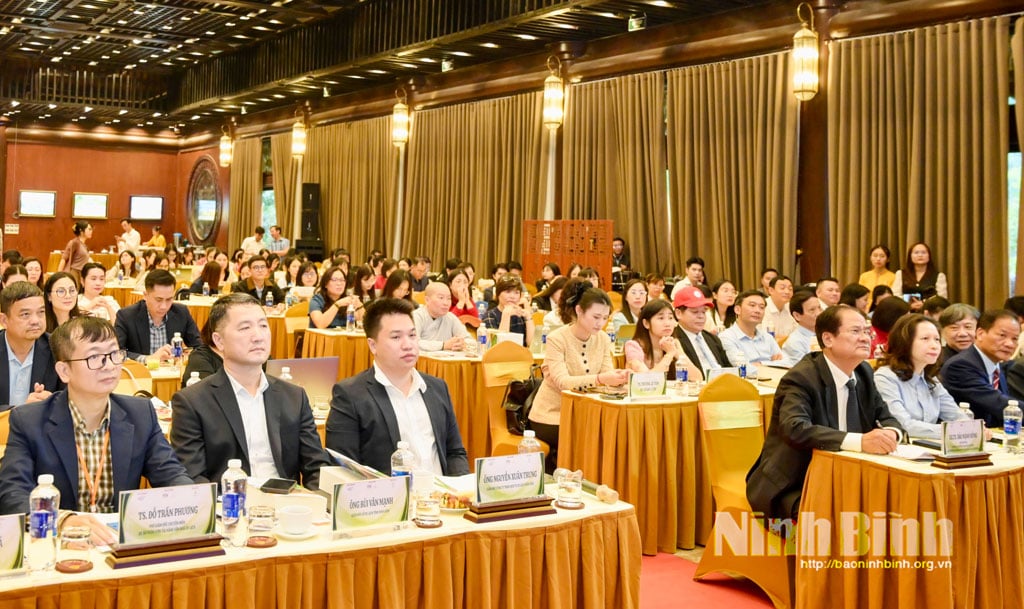 Σύνεδροι που συμμετέχουν στο συνέδριο.