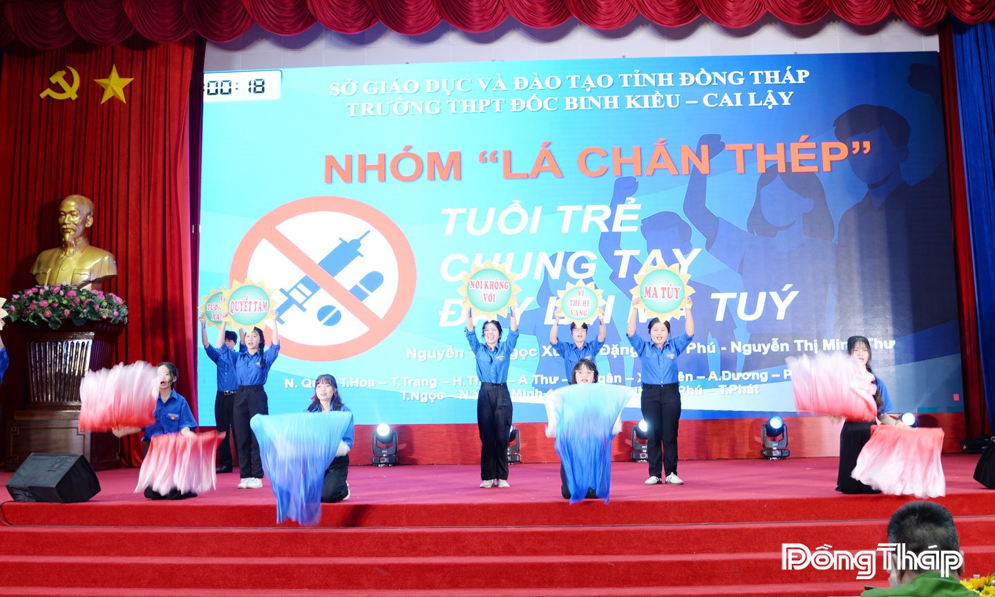 Jovens de Dong Thap unem forças para combater a epidemia-4.jpg