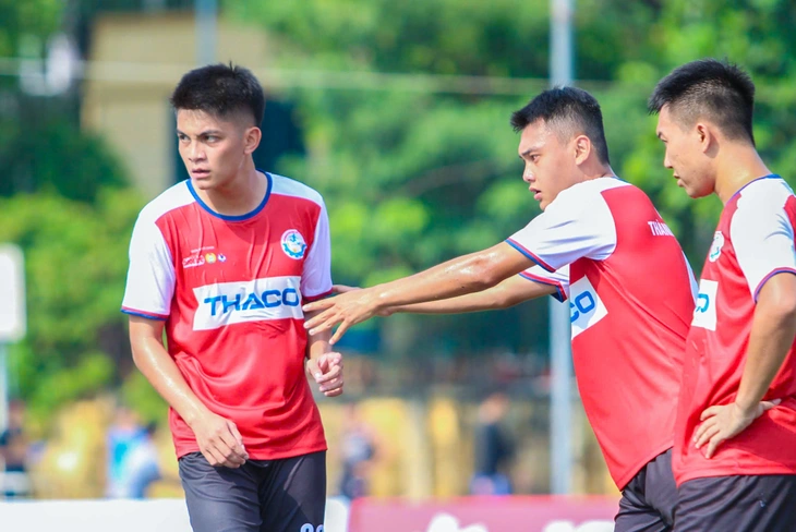 Ο προπονητής της ομάδας Hai Phong μιλάει για την «ομάδα του θανάτου» στον τελικό γύρο - Φωτογραφία 2. hải phòng - Ảnh 2.