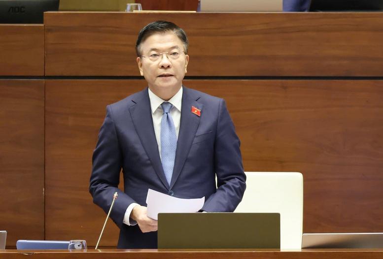 ឧបនាយករដ្ឋមន្ត្រី Le Thanh Long បំភ្លឺអំពីបញ្ហាសេដ្ឋកិច្ចសង្គមមួយចំនួននៅចំពោះមុខរដ្ឋសភា - រូបថត ១.