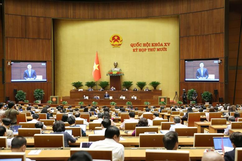 ឧបនាយករដ្ឋមន្ត្រី Le Thanh Long បញ្ជាក់អំពីបញ្ហាសេដ្ឋកិច្ចសង្គមមួយចំនួននៅចំពោះមុខរដ្ឋសភា - រូបថត ៤.