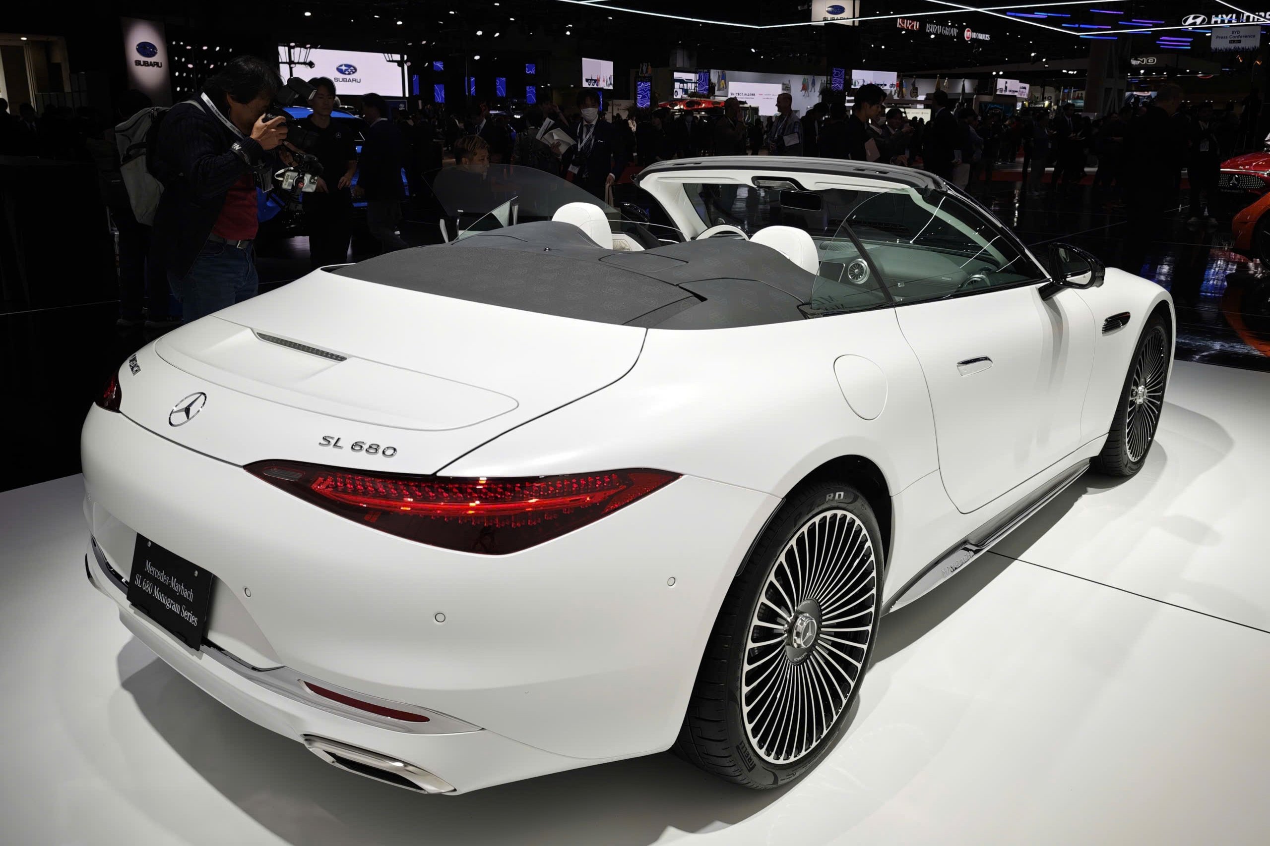 Mercedes-Maybach SL 680 រូបថត ៦ Mercedes-Maybach SL 680 anh 6