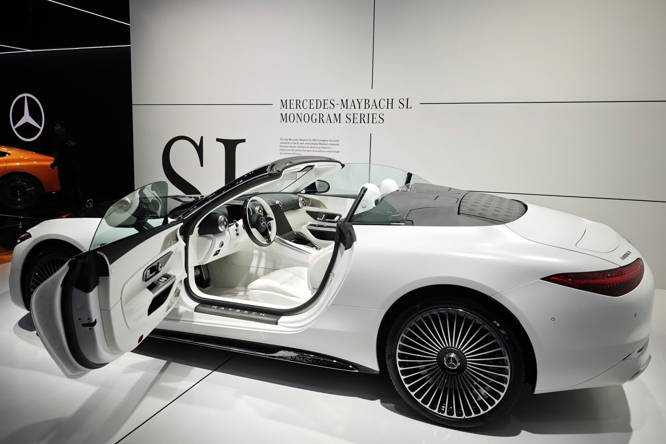 Mercedes-Maybach SL 680 រូបថត ៧ Mercedes-Maybach SL 680 anh 7