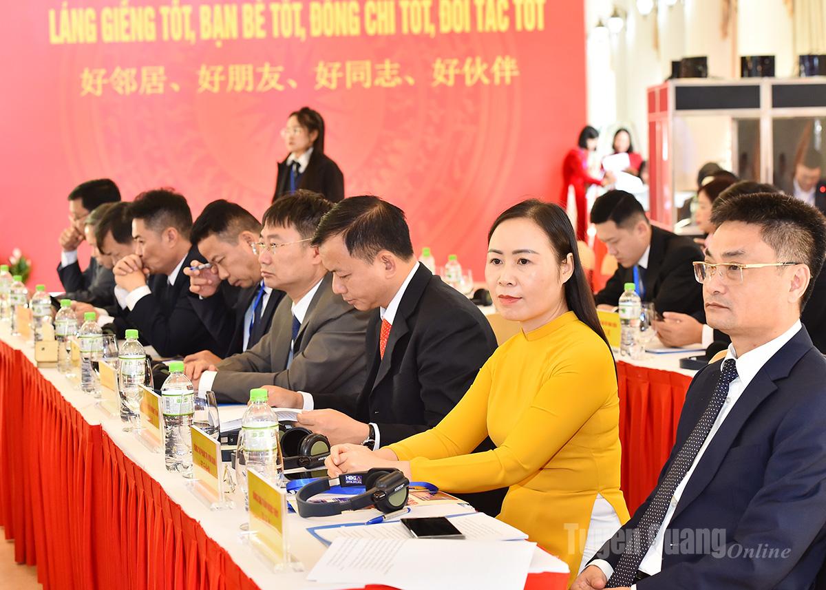 គណៈប្រតិភូខេត្ត Tuyen Quang បានចូលរួមសន្និសីទ។