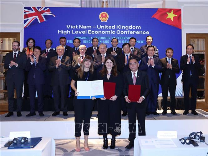 ចំណងជើងរូបថត