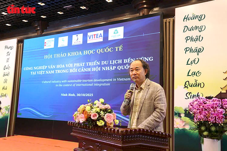 ចំណងជើងរូបថត