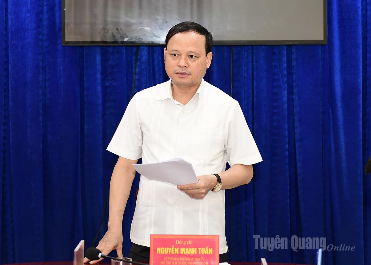 Comrade Nguyen Manh Tuan, Permanent Vice Chairman of the Provincial People's Committee delivered a concluding speech at the meeting.